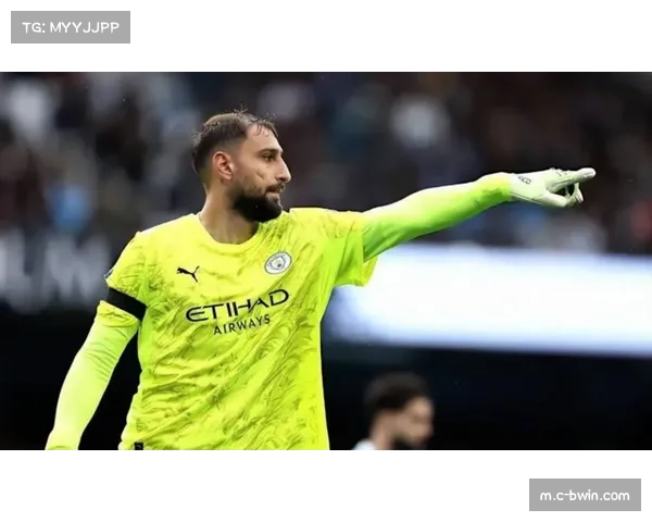 曼城面对利兹联高位逼抢，通过中场快速传导破解压迫