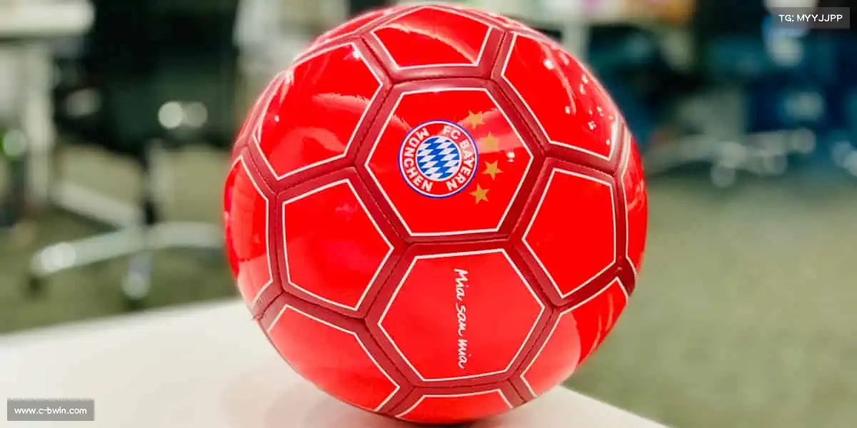 bwin官网——🌊跳水凌空，水花隐迹！